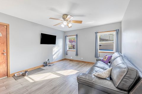 Tiny photo for 11017 S Campbell Avenue, Chicago, IL 60655 (MLS # 12490109)