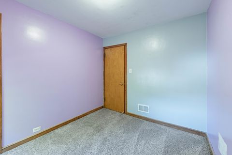 Tiny photo for 11017 S Campbell Avenue, Chicago, IL 60655 (MLS # 12490109)