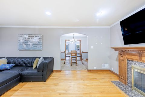 Tiny photo for 11017 S Campbell Avenue, Chicago, IL 60655 (MLS # 12490109)