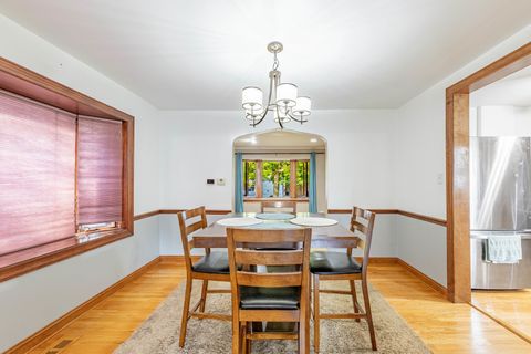 Tiny photo for 11017 S Campbell Avenue, Chicago, IL 60655 (MLS # 12490109)