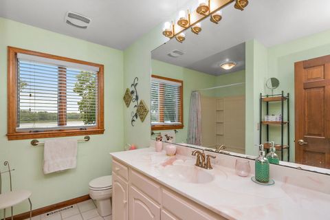 Tiny photo for 1606 Gregden Shores Drive, Sterling, IL 61081 (MLS # 12417157)