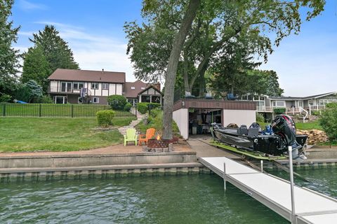 Tiny photo for 1606 Gregden Shores Drive, Sterling, IL 61081 (MLS # 12417157)