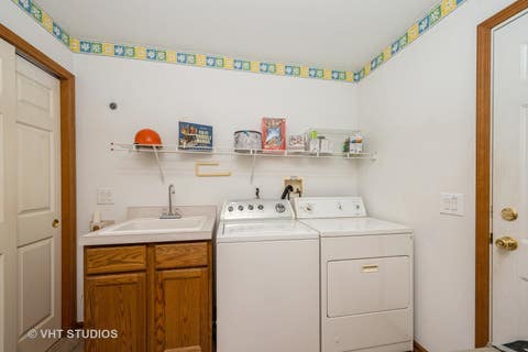 Tiny photo for 1016 Castleton Court, Grayslake, IL 60030 (MLS # 12693121)
