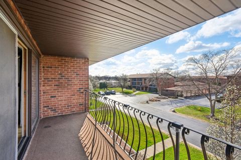 Tiny photo for 8218 Cobblestone Drive #3D, Palos Hills, IL 60465 (MLS # 12609180)