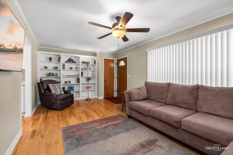 Tiny photo for 541 Dean Drive, South Elgin, IL 60177 (MLS # 12775622)