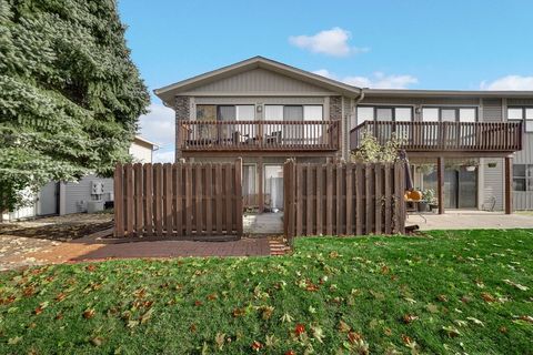 Tiny photo for 1335 GIFFORD Court #A, Hanover Park, IL 60133 (MLS # 12505441)