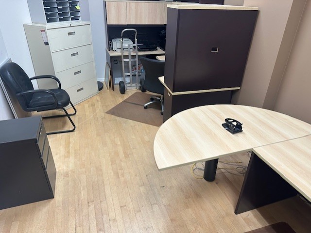 1070 N Milwaukee Avenue