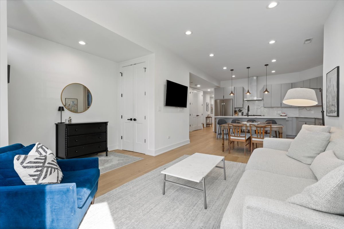 3432 W Belden Avenue 1