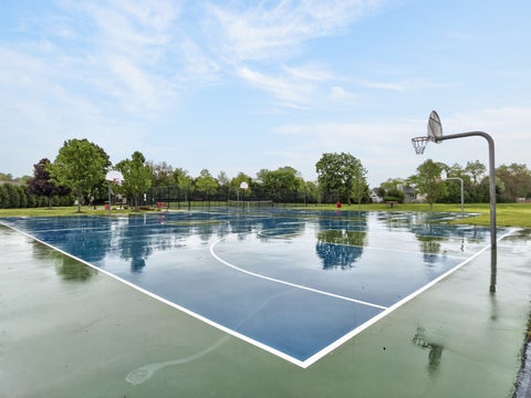 Tiny photo for 452 Minnesota Circle, Carol Stream, IL 60188 (MLS # 12656162)
