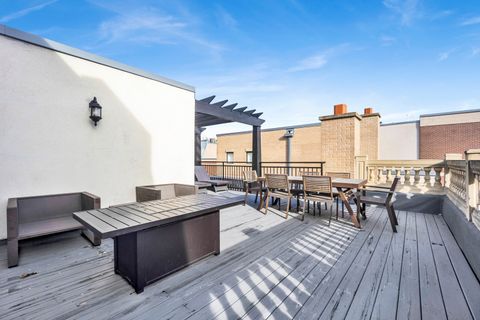 Tiny photo for 460 PENNSYLVANIA Avenue #C, Glen Ellyn, IL 60137 (MLS # 12489369)