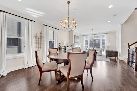 Tiny photo for 460 PENNSYLVANIA Avenue #C, Glen Ellyn, IL 60137 (MLS # 12489369)