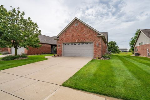 Tiny photo for 1713 Dunraven Road, Bloomington, IL 61704 (MLS # 12436718)