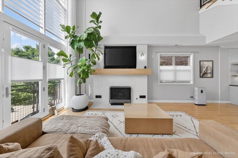 Tiny photo for 2546 W Washington Boulevard #2W, Chicago, IL 60612 (MLS # 12713258)