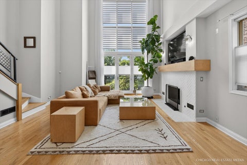 Tiny photo for 2546 W Washington Boulevard #2W, Chicago, IL 60612 (MLS # 12713258)