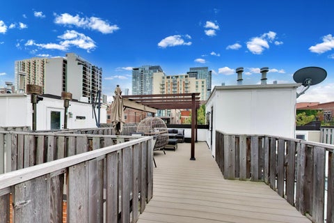 Tiny photo for 232 W Scott Street, Chicago, IL 60610 (MLS # 12686145)