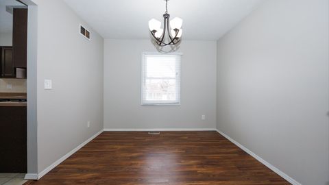 Tiny photo for 2007 Fallen Oak Road, Bloomington, IL 61704 (MLS # 12483135)