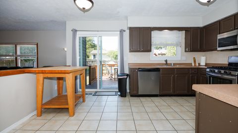 Tiny photo for 2007 Fallen Oak Road, Bloomington, IL 61704 (MLS # 12483135)