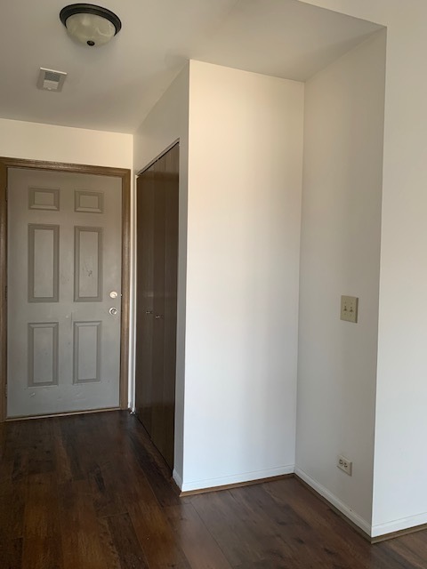 350 WOODRIDGE Circle G