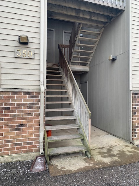 350 WOODRIDGE Circle G