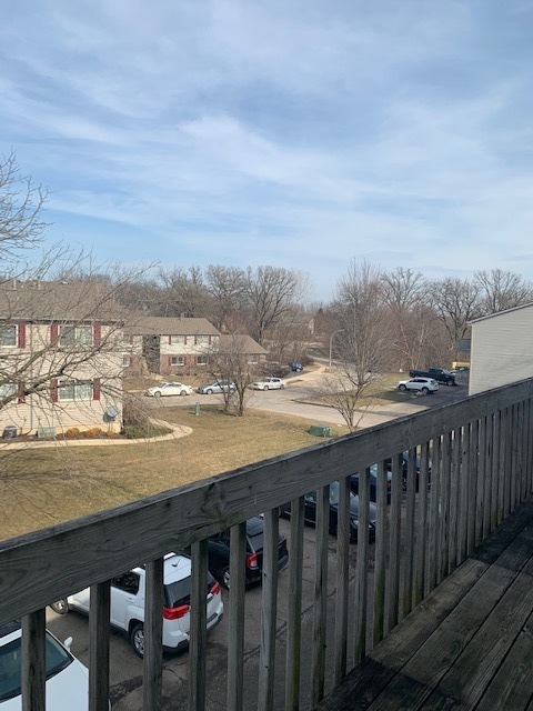 350 WOODRIDGE Circle G