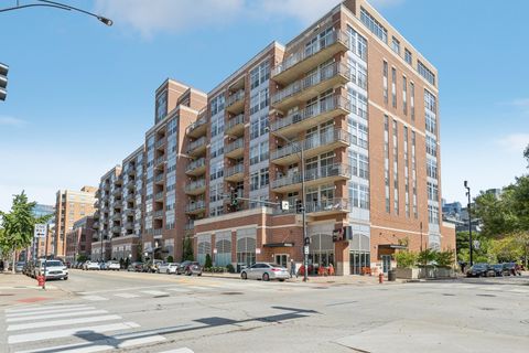 111 S MORGAN Street 422 Chicago IL 60607