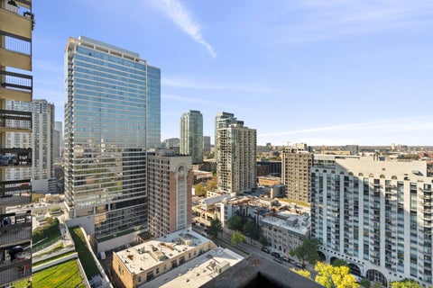 Tiny photo for 1255 N Sandburg Terrace #2305, Chicago, IL 60610 (MLS # 12771018)