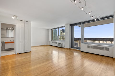 Tiny photo for 1255 N Sandburg Terrace #2305, Chicago, IL 60610 (MLS # 12771018)