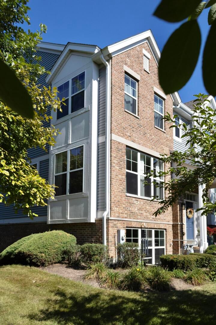 57 Veneto Court