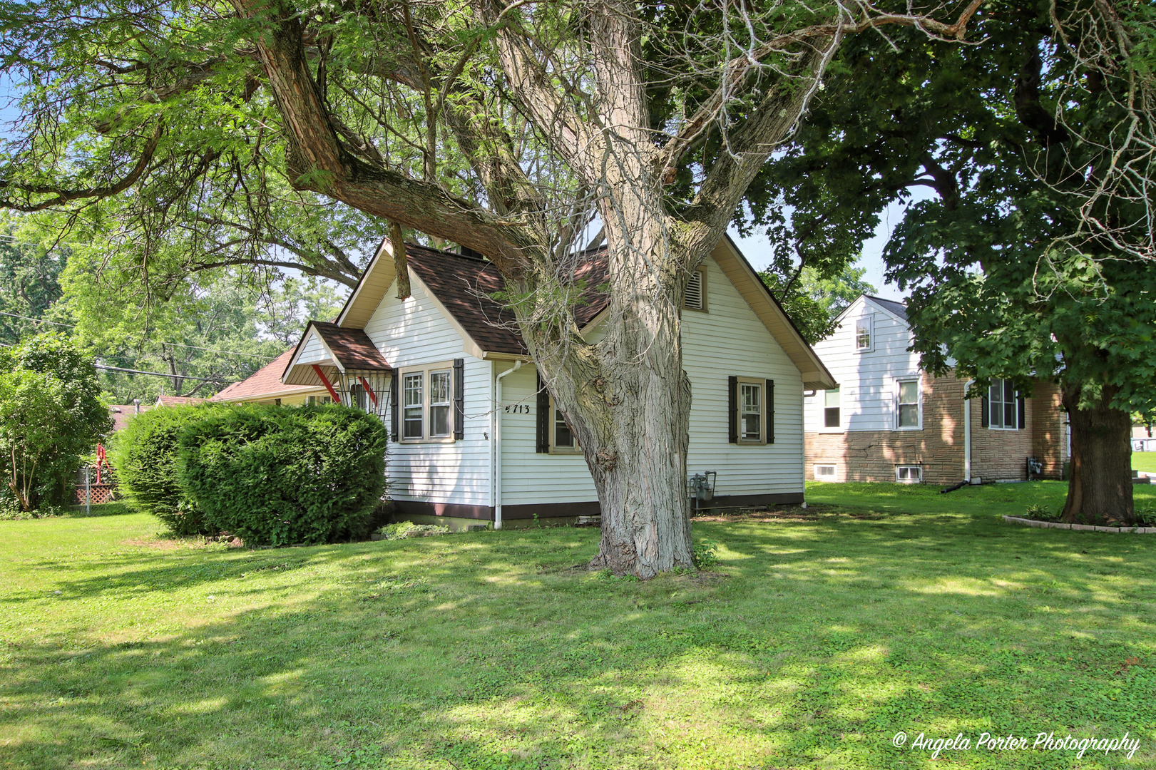 4713 Mccullom Lake Road