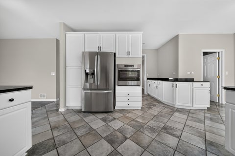 Tiny photo for 17 Chapel Hill Court, Westmont, IL 60559 (MLS # 12753219)
