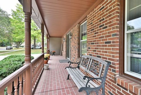 Tiny photo for 963 Lakeside Drive, West Chicago, IL 60185 (MLS # 12494169)