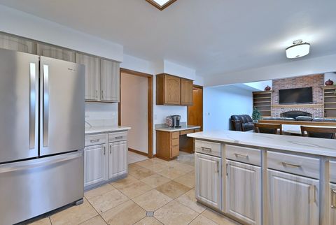 Tiny photo for 963 Lakeside Drive, West Chicago, IL 60185 (MLS # 12494169)