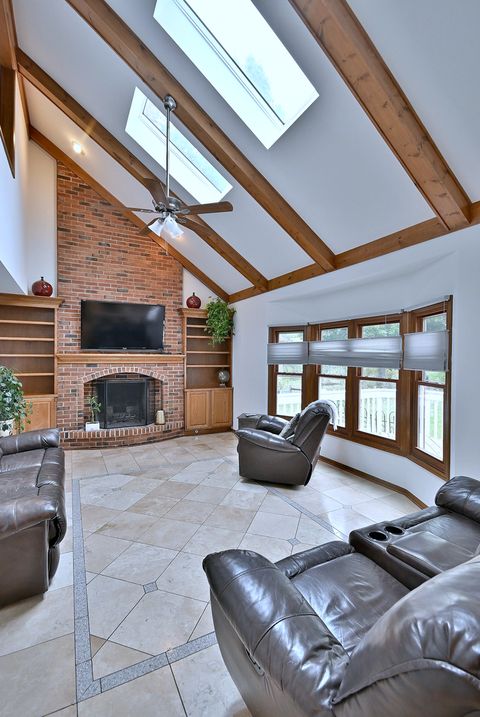 Tiny photo for 963 Lakeside Drive, West Chicago, IL 60185 (MLS # 12494169)