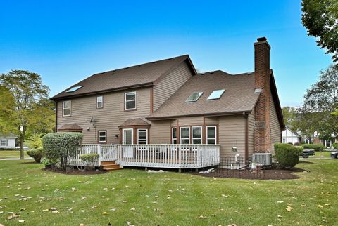 Tiny photo for 963 Lakeside Drive, West Chicago, IL 60185 (MLS # 12494169)