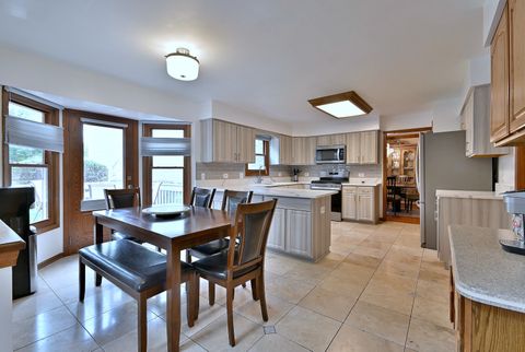 Tiny photo for 963 Lakeside Drive, West Chicago, IL 60185 (MLS # 12494169)