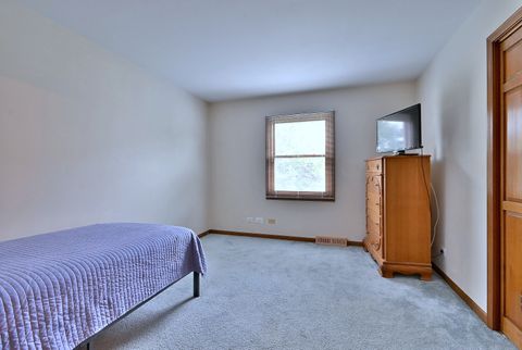 Tiny photo for 963 Lakeside Drive, West Chicago, IL 60185 (MLS # 12494169)