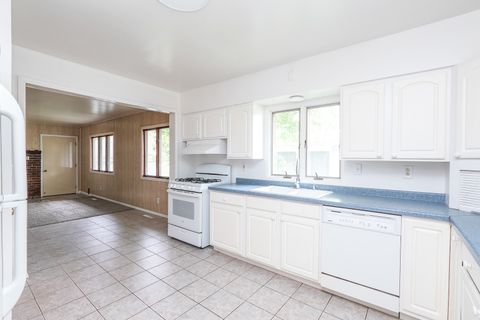 Tiny photo for 66 S Poplar Street, Manteno, IL 60950 (MLS # 12501065)