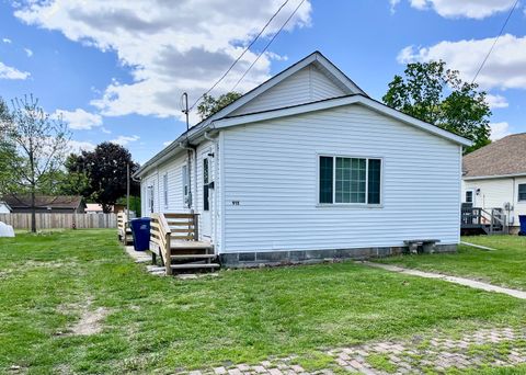 Photo of 915 Chartres Street, Lasalle, IL 61301 (MLS # 12633859)