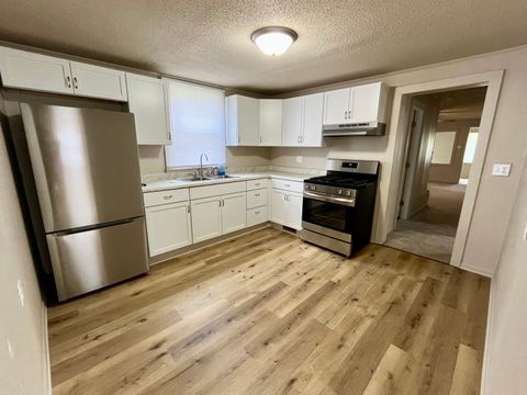 Tiny photo for 915 Chartres Street, Lasalle, IL 61301 (MLS # 12633859)