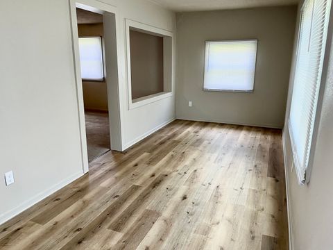 Tiny photo for 915 Chartres Street, Lasalle, IL 61301 (MLS # 12633859)