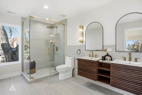 Tiny photo for 500 N Fairview Avenue, Mount Prospect, IL 60056 (MLS # 12515809)