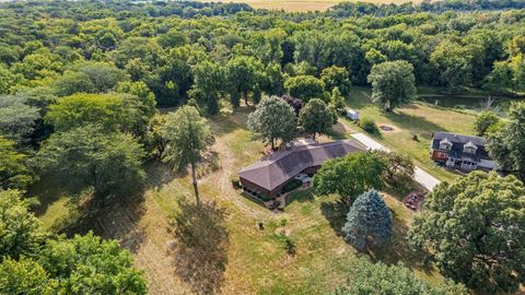 Tiny photo for 44 Glenbrook Court, Fisher, IL 61843 (MLS # 12461867)