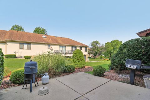 Tiny photo for 11556 S Alpine Avenue, Palos Park, IL 60464 (MLS # 12421978)