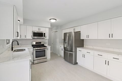 Tiny photo for 11556 S Alpine Avenue, Palos Park, IL 60464 (MLS # 12421978)