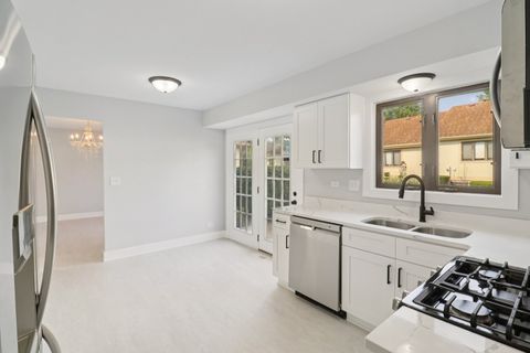 Tiny photo for 11556 S Alpine Avenue, Palos Park, IL 60464 (MLS # 12421978)