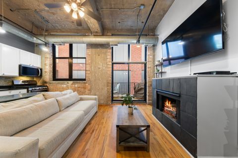 Tiny photo for 215 N Aberdeen Street #403A, Chicago, IL 60607 (MLS # 12503139)