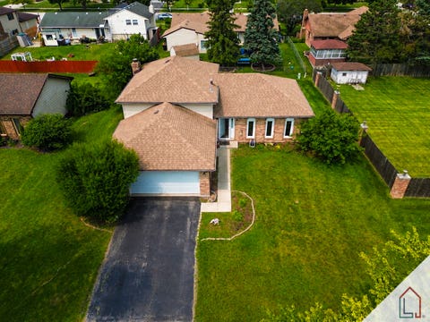 Tiny photo for 716 Oxford Avenue, Matteson, IL 60443 (MLS # 12706836)