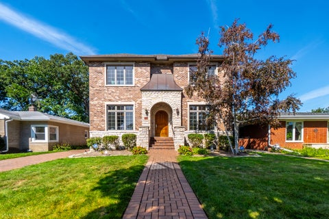 Photo of 824 Shibley Avenue, Park Ridge, IL 60068 (MLS # 12758787)