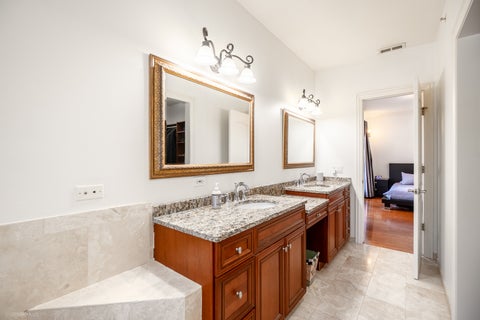 Tiny photo for 824 Shibley Avenue, Park Ridge, IL 60068 (MLS # 12758787)