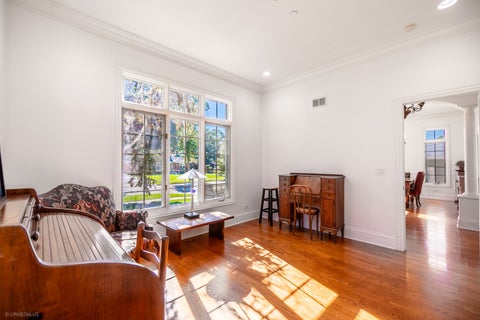 Tiny photo for 824 Shibley Avenue, Park Ridge, IL 60068 (MLS # 12758787)